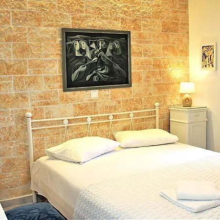 Traditional House In Corfu, Vlg *