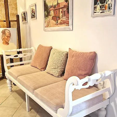 Traditional House In Corfu, Vlg شقة *