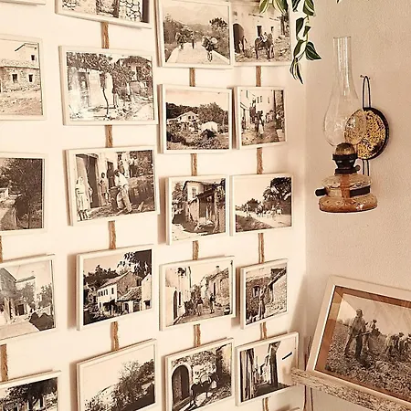 Traditional House In Corfu, Vlg *