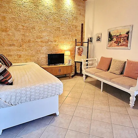 Traditional House In Corfu, Vlg * Kouramádes