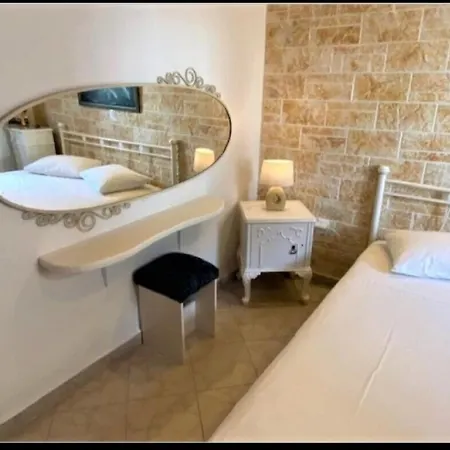Traditional House In Corfu, Vlg Apartment *