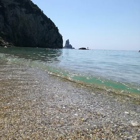 Traditional House In Corfu, Vlg * Kouramádes