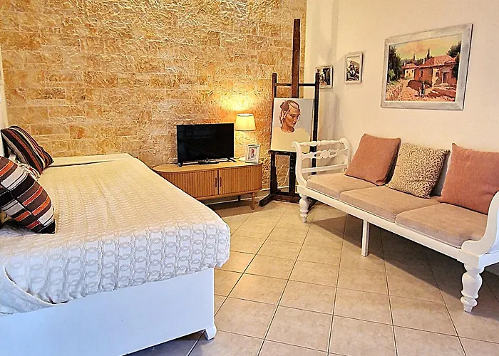 Traditional House In Corfu, Vlg * Kouramádes